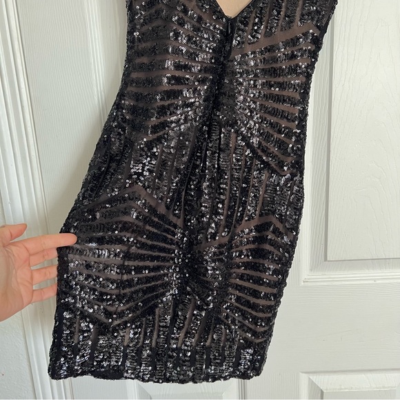 Dress The Population | Black Nude Sequin Dress - Picture 5 of 11